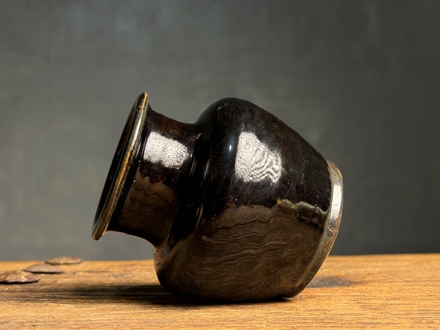 古玩陶瓷瓶真品鑒賞圖