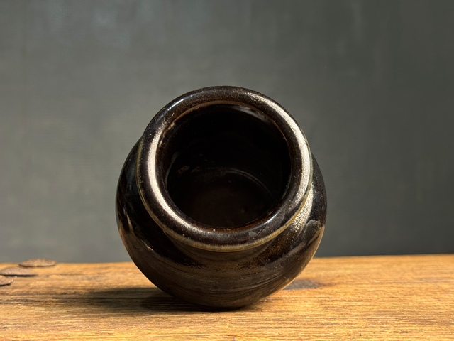 古玩陶瓷瓶真品鑒賞圖