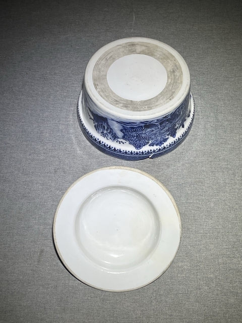 古玩陶瓷青花山水人物蓋鍋真品鑒賞圖