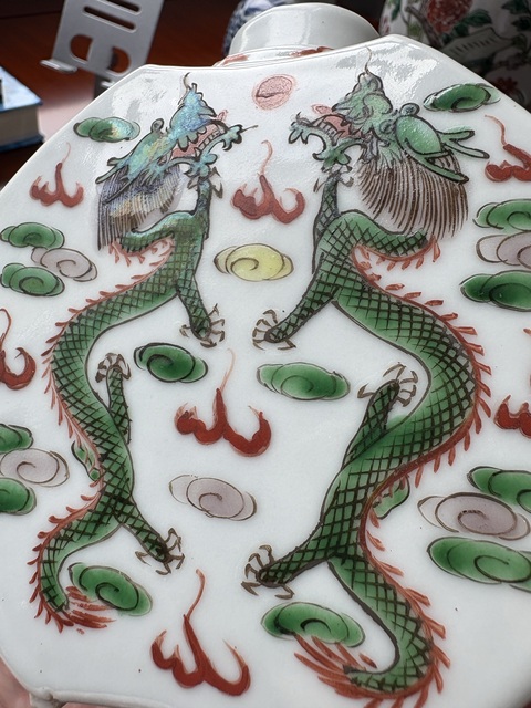 古玩陶瓷龍紋五彩茶葉罐真品鑒賞圖