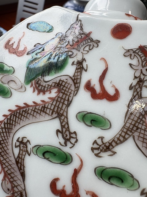 古玩陶瓷龍紋五彩茶葉罐真品鑒賞圖