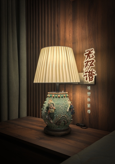 古玩陶瓷珍珠地五彩貼塑無雙譜魚簍尊拍賣，當前價格18888元