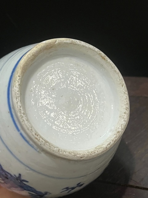 古玩陶瓷青花雙龍戲珠紋天球瓶真品鑒賞圖