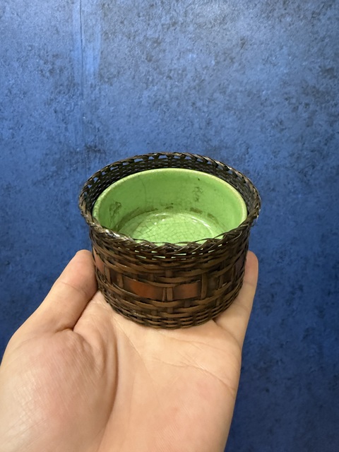 古玩陶瓷綠哥釉水洗拍賣(mài)，當(dāng)前價(jià)格2000元