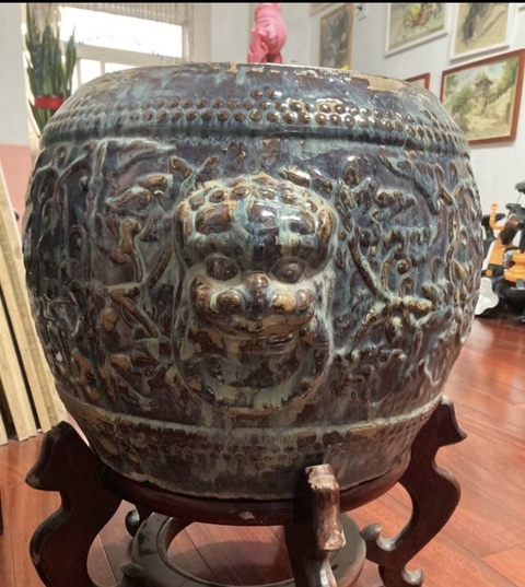古玩陶瓷雙鋪首鈞釉印花罐真品鑒賞圖