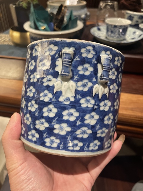 古玩陶瓷青花留白冰梅紋四系粥罐真品鑒賞圖