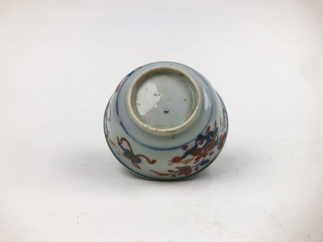 古玩陶瓷清康熙·青花加彩雜寶杯拍賣，當前價格0元