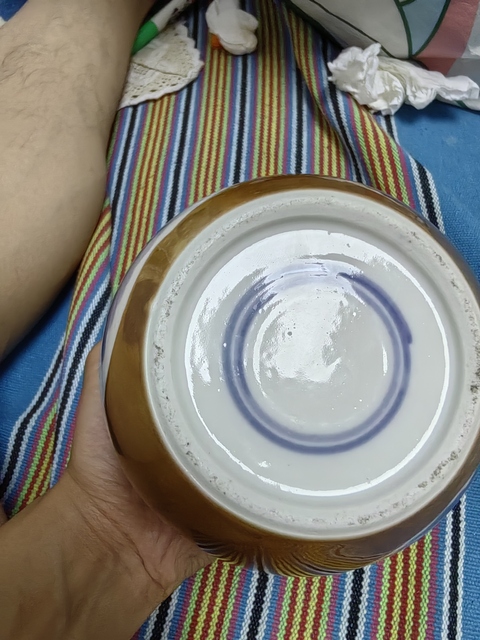 古玩陶瓷紫金釉開光仕女嬰戲紋青花罐真品鑒賞圖