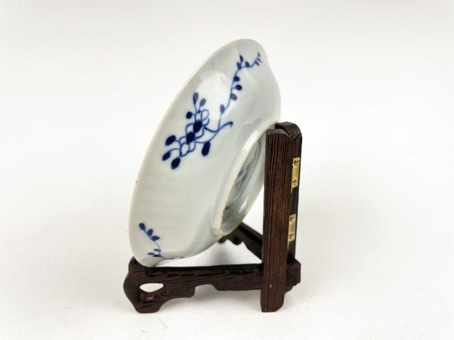 古玩陶瓷清光緒·青花花卉魚紋盤拍賣，當前價格0元