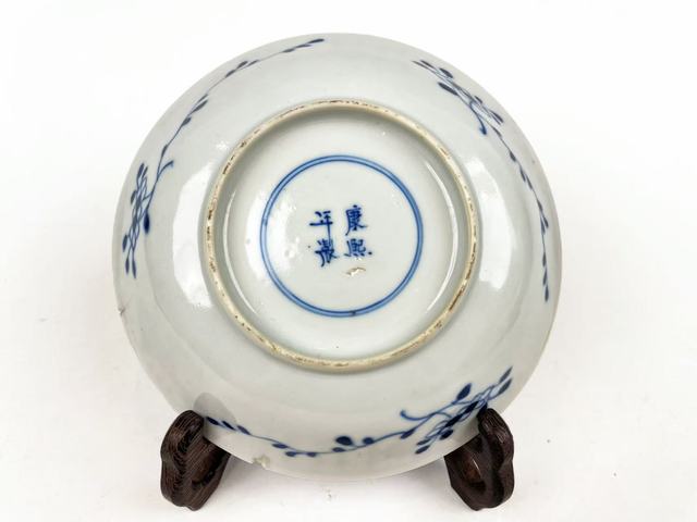 古玩陶瓷清光緒·青花花卉魚紋盤拍賣，當前價格0元