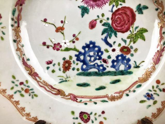 古玩陶瓷清雍乾·粉彩花卉紋花口盤拍賣，當前價格0元