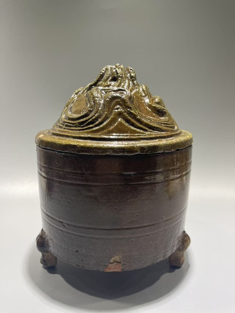 古玩陶瓷漢·博山奩拍賣，當(dāng)前價(jià)格198元