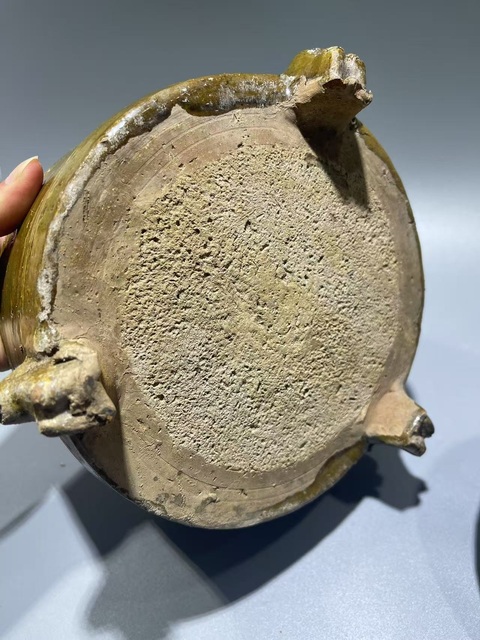 古玩陶瓷漢·博山奩拍賣，當前價格198元