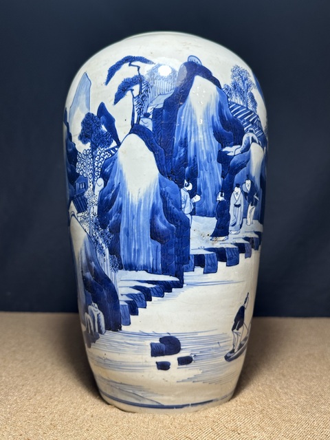 古玩陶瓷清康熙 青花人物紋瓶真品鑒賞圖