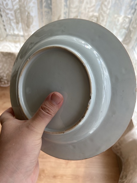 古玩陶瓷人物紋粉彩盤真品鑒賞圖
