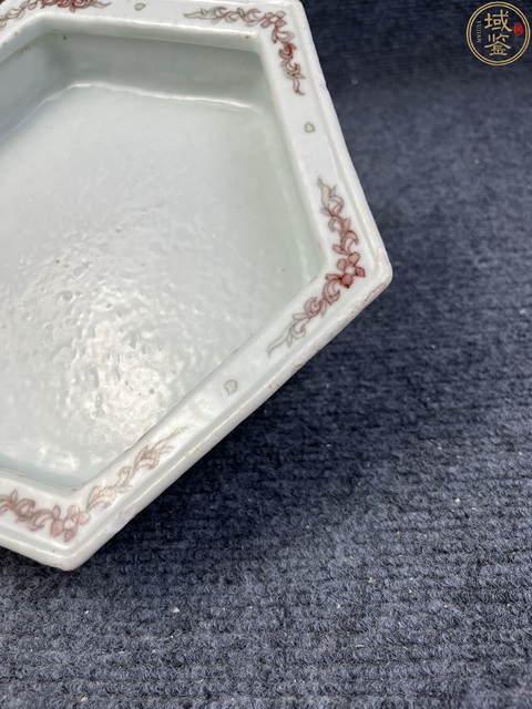 古玩陶瓷清中晚·青花釉里紅漁樵耕讀紋花盆托 真品鑒賞圖