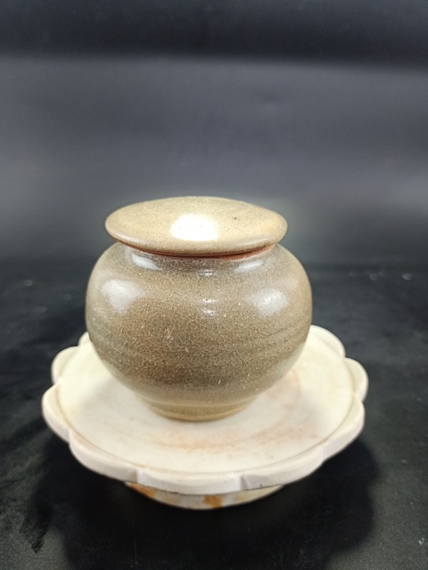 古玩陶瓷【館藏級精品】明代 龍泉窯蓋罐【頂級龍泉青釉】拍賣,當前價格0元