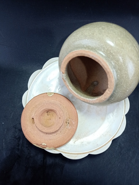 古玩陶瓷【館藏級精品】明代 龍泉窯蓋罐【頂級龍泉青釉】拍賣,當前價格0元