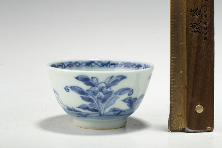 古玩陶瓷清早·青花花卉紋杯
真品鑒賞圖