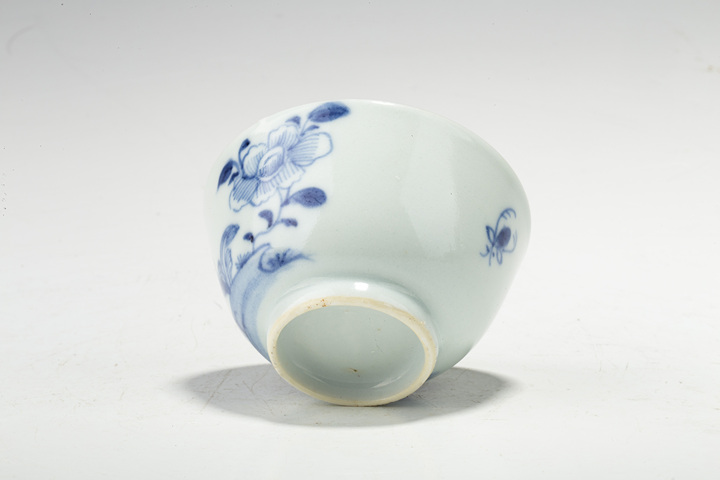 古玩陶瓷清早·青花花卉紋杯
真品鑒賞圖