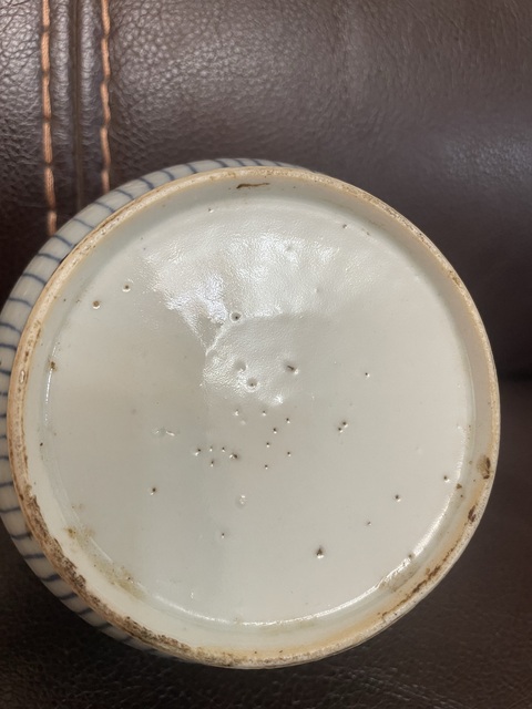 古玩陶瓷纏枝花囍字紋青花蓋缸真品鑒賞圖