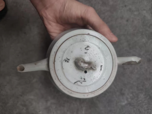 古玩陶瓷晚清花鳥壺真品鑒賞圖