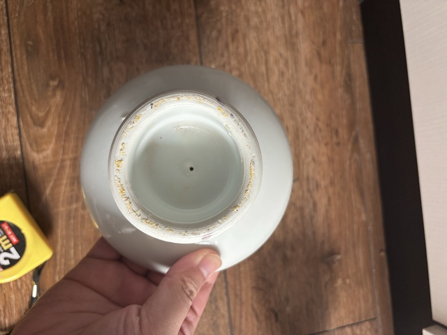 古玩陶瓷廣彩百財(cái)蝴蝶紋高足盤真品鑒賞圖