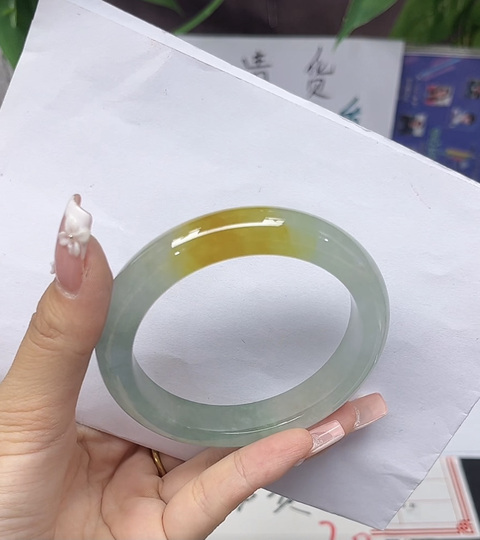 古玩玉器翡翠手鐲真品鑒賞圖