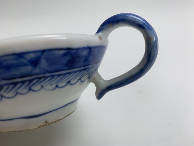 古玩陶瓷清中期·青花山水樓閣紋船盤拍賣，當前價格756元