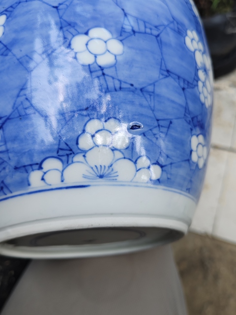 古玩陶瓷青花留白冰梅紋罐真品鑒賞圖