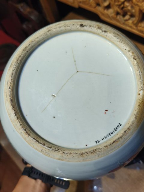 古玩陶瓷粉彩無雙譜人物西瓜罐真品鑒賞圖
