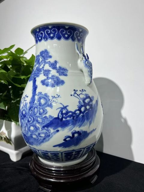 古玩陶瓷青花尊真品鑒賞圖