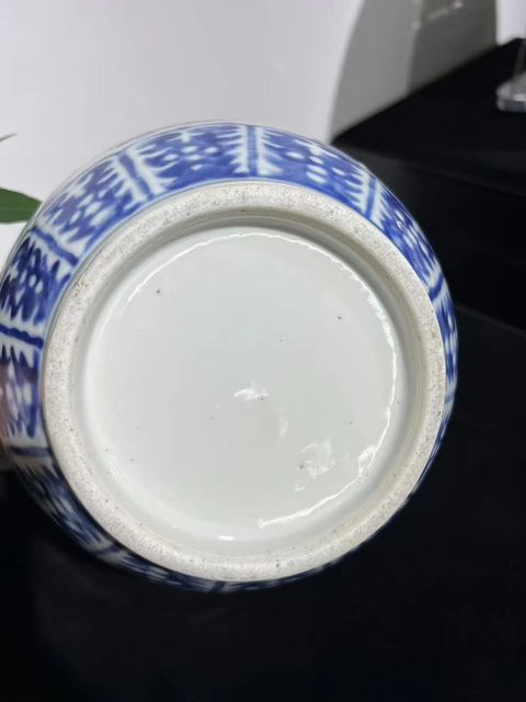 古玩陶瓷青花尊真品鑒賞圖