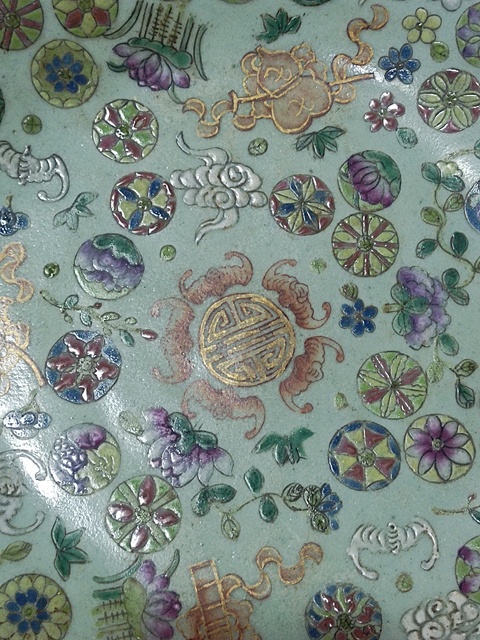 古玩陶瓷后加彩盤真品鑒賞圖