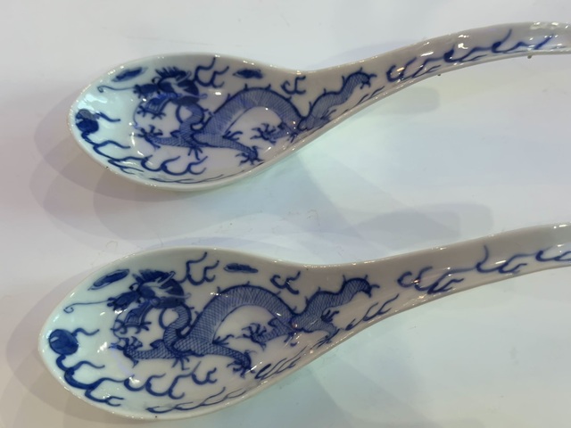 古玩陶瓷青花云龍紋大號調羹(勺子)一對拍賣，當前價格2688元