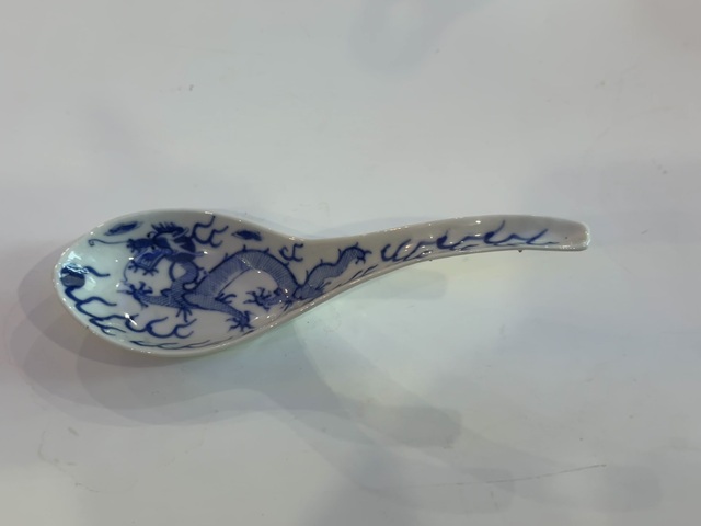 古玩陶瓷青花云龍紋大號調羹(勺子)一對拍賣，當前價格2688元