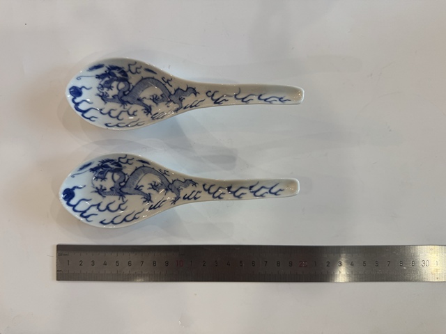 古玩陶瓷青花云龍紋大號調羹(勺子)一對拍賣，當前價格2688元