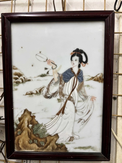 古玩陶瓷粉彩仕女人物瓷板真品鑒賞圖