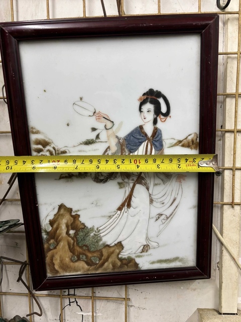 古玩陶瓷粉彩仕女人物瓷板真品鑒賞圖