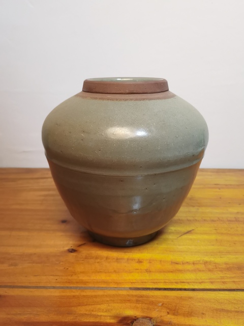 古玩陶瓷元明時期龍泉青瓷罐拍賣,當前價格180元