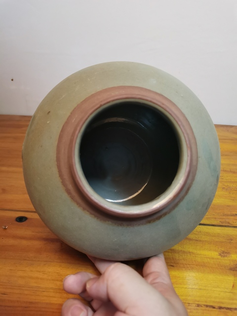 古玩陶瓷元明時期龍泉青瓷罐拍賣,當前價格180元