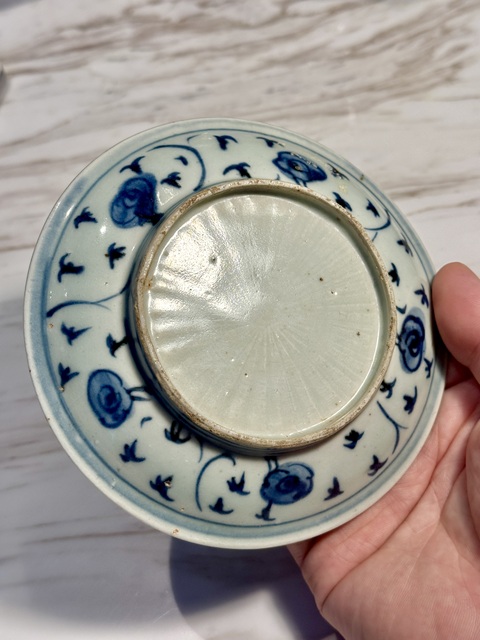 古玩陶瓷人物紋青花盤真品鑒賞圖