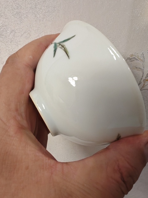 古玩陶瓷粉彩福壽紋茶碗真品鑒賞圖