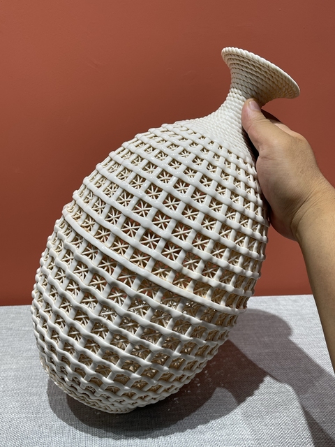 古玩陶瓷白釉編織瓶真品鑒賞圖