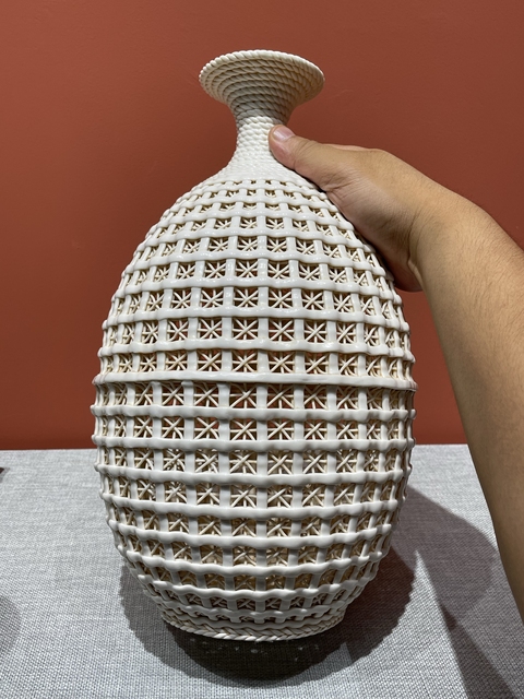 古玩陶瓷白釉編織瓶真品鑒賞圖