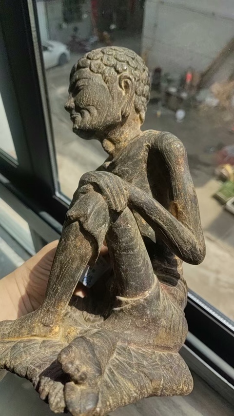 古玩雜項(xiàng)木雕佛像真品鑒賞圖