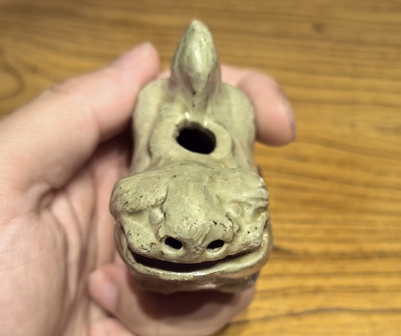 古玩陶瓷明青釉獅子水滴(文房)拍賣,當前價格68元