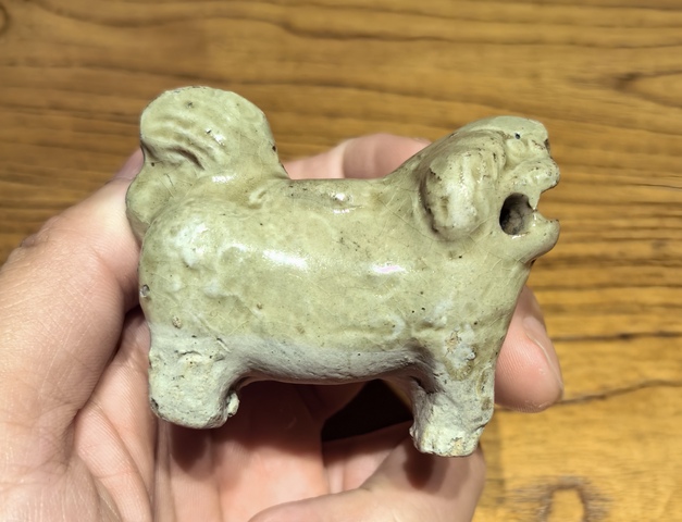古玩陶瓷明青釉獅子水滴(文房)拍賣,當前價格68元