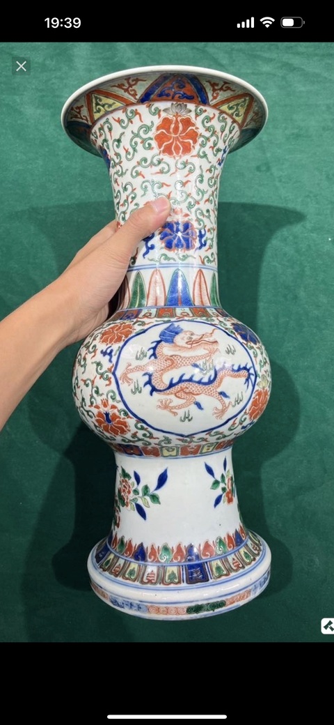 古玩陶瓷青花五彩花觚真品鑒賞圖