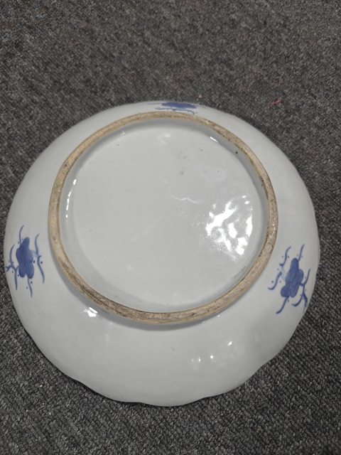 古玩陶瓷青花山水紋花口盤真品鑒賞圖